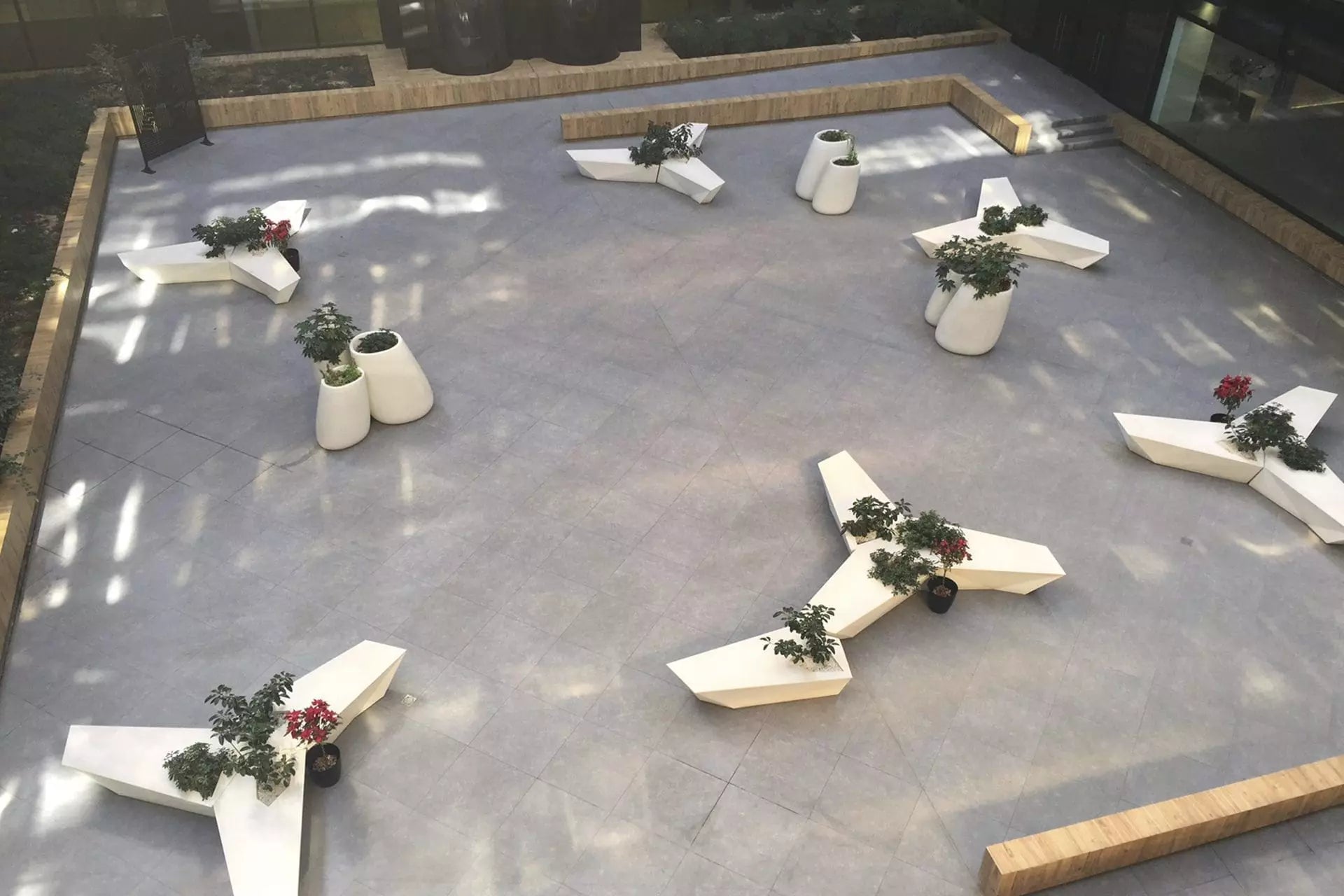 pot de fleurs stone - faz -vondom