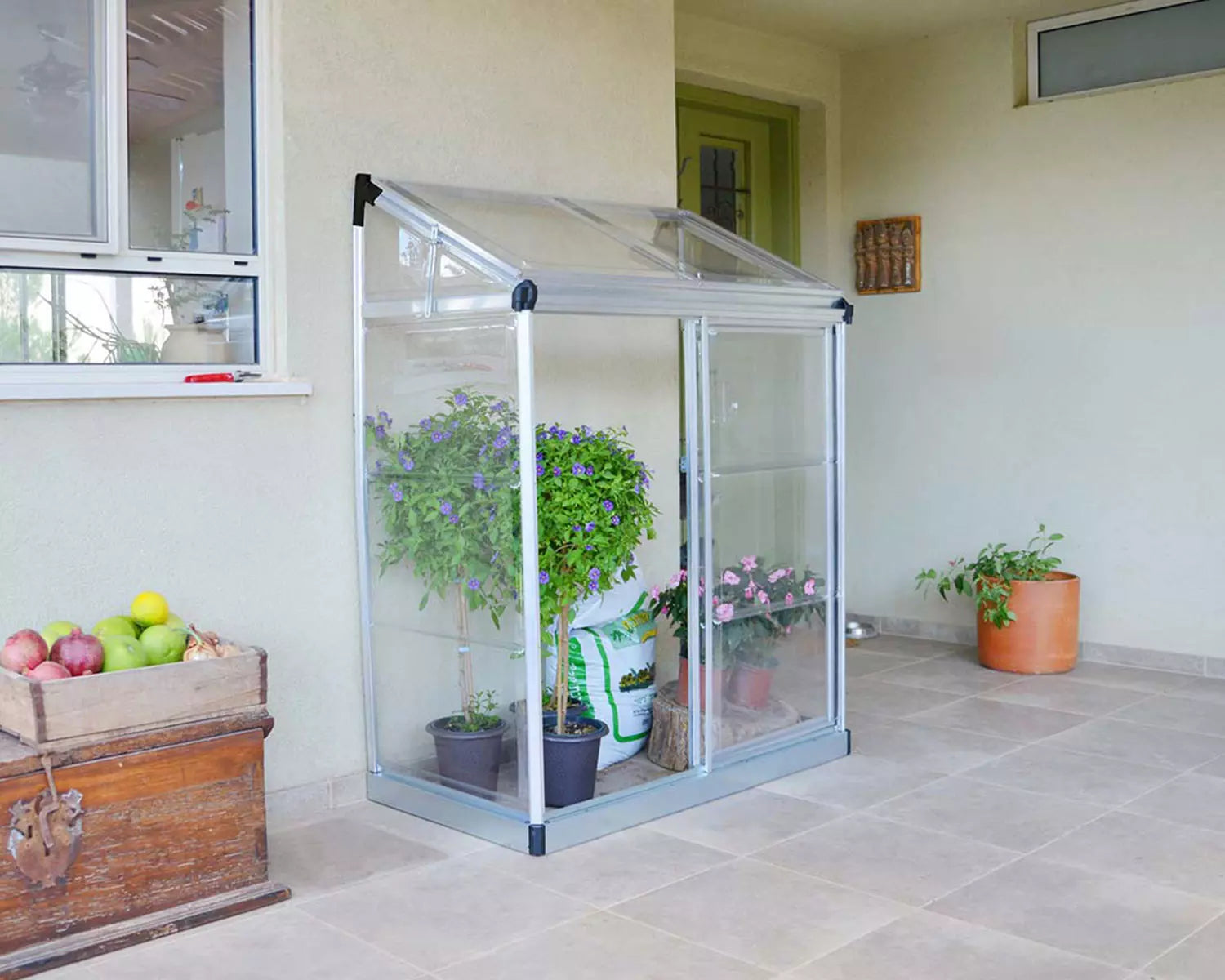 Petite-Serre-Adossee-Polycarbonate-pas-cher