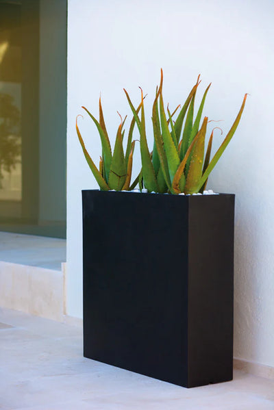 jardinière en plastique haute noir