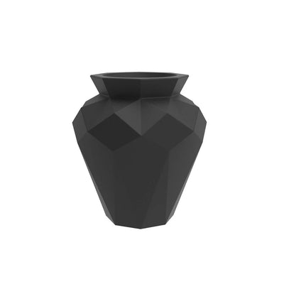 Pot de fleurs Hanami, 61x61x80 cm et 92x92x120 cm, coloris noir, sur fond blanc